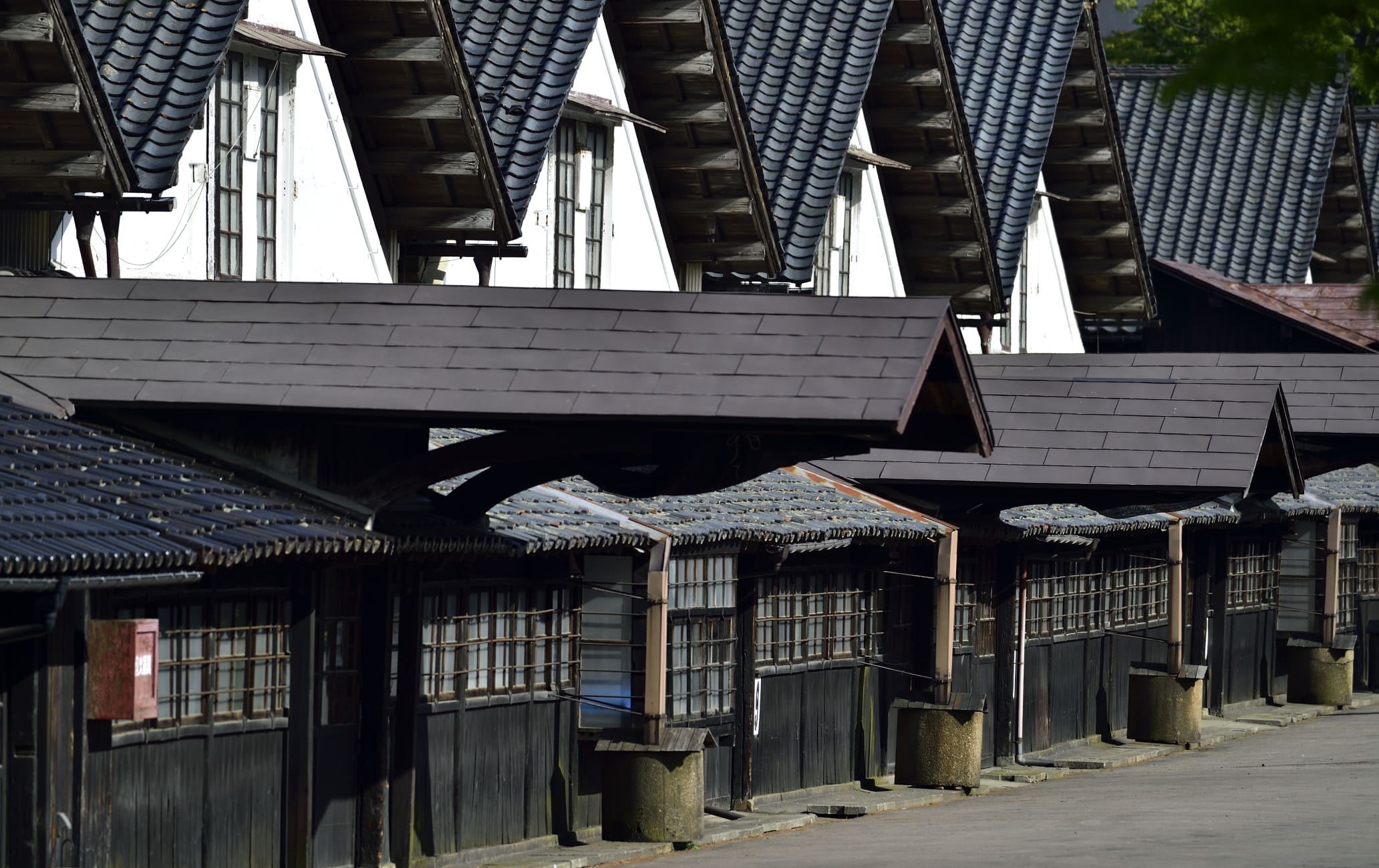 Sugimura Warehouse Reports Profit Growth for First Quarter